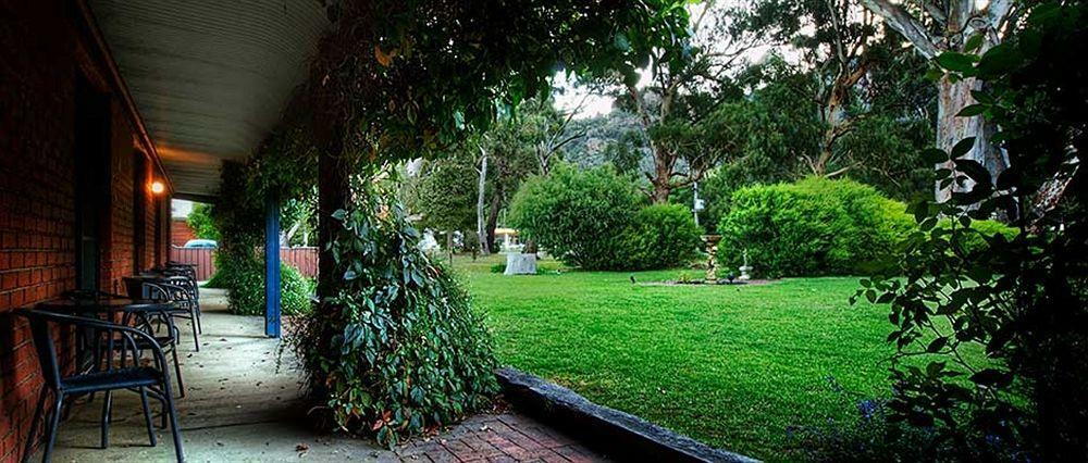 Kookaburra Motor Lodge Halls Gap Bagian luar foto